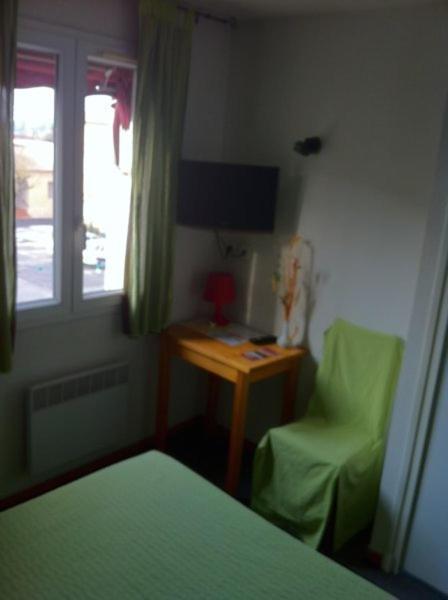 Hotel Les Dentelles ヴァッケラス 部屋 写真